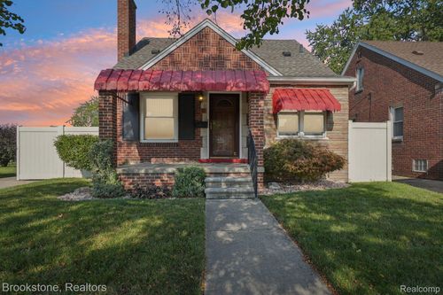 18243 Wood St, Melvindale, MI, 48122-1432 | Card Image