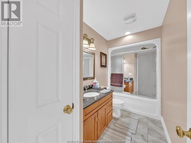 1840 St. Christopher Crt, House other with 4 bedrooms, 3 bathrooms and null parking in Windsor ON | Image 16