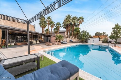 3961 Acapulco Ave, Las Vegas, NV, 89121-6107 | Card Image