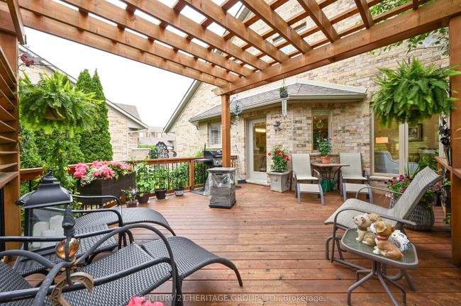 2 - 10 Zimmerman Dr, Condo with 3 bedrooms, 3 bathrooms and 1 parking in Caledon ON | Image 4