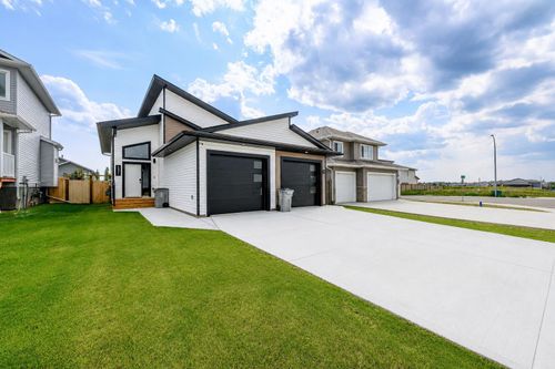 10341 128 Ave, Grande Prairie, AB, T8V6S9 | Card Image