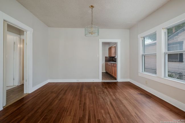 310 Mary St, House other with 3 bedrooms, 2 bathrooms and null parking in San Antonio TX | Image 14