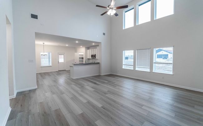 2511 Hollyhill Way, House other with 4 bedrooms, 3 bathrooms and null parking in Sherman TX | Image 5