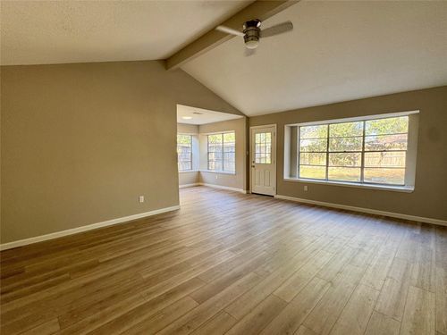 16611 David Glen Dr, Friendswood, TX, 77546-4101 | Card Image