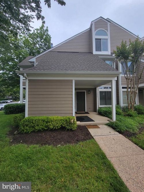 588-12359 Strong Ct, FAIRFAX, VA, 22033-2849 | Card Image