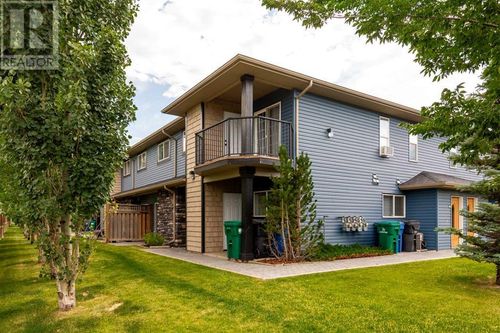 8-893 Mount Sundance Manor W, Lethbridge, AB, T1J1X7 | Card Image