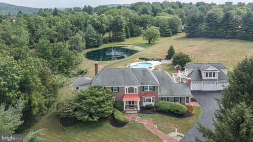 1089 Eagle Rd, NEWTOWN, PA, 18940-2825 | Card Image