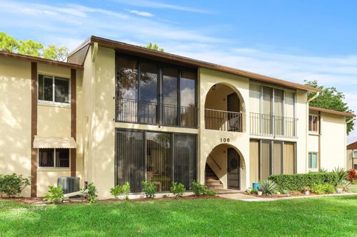 c1-106 Lake Pine Cir, Greenacres, FL, 33463-5523 | Card Image