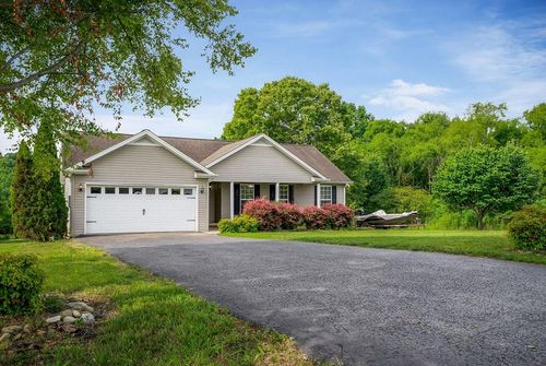 3435 Northwind Dr, Cookeville, TN, 38506-3127 | Card Image