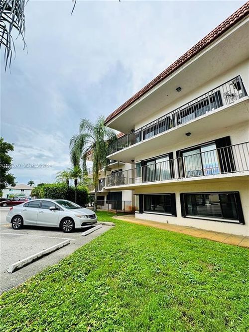 104-4730 Sw 62nd Way, Davie, FL, 33314 | Card Image