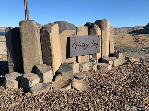 98950-630 Vantage Bay Loop, Ellensburg, WA, 98926 | Card Image