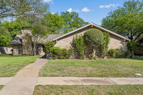 1324 Glenbrook Dr, Irving, TX, 75061-4544 | Card Image