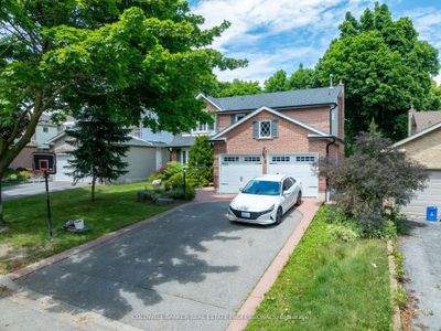 816 Ironwood Crt, House other with 3 bedrooms, 4 bathrooms and 6 parking in Whitby ON | Image 2