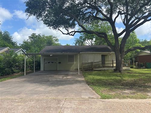 612 Honeysuckle Dr, La Marque, TX, 77568-4449 | Card Image