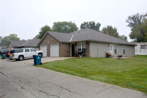 305-07-09 Mason Street E, Odessa, MO, 64076 | Card Image