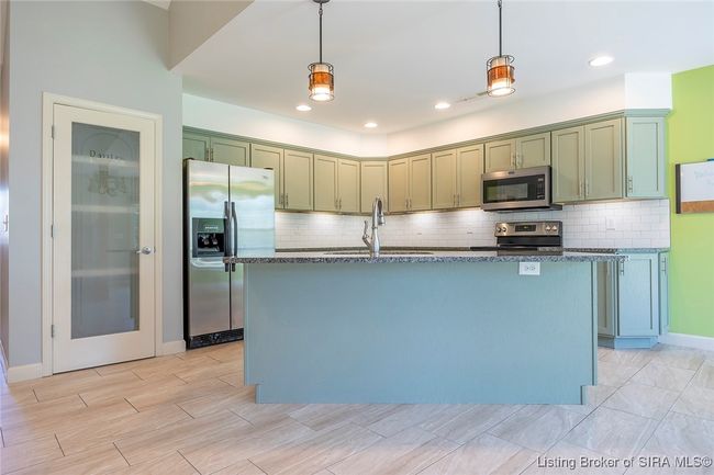 L - 2404 Magnolia Ct, Condo with 2 bedrooms, 2 bathrooms and null parking in Clarksville IN | Image 52