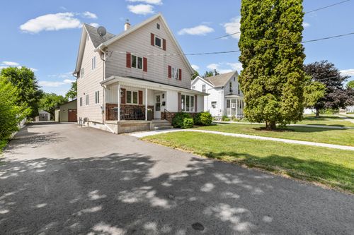 503 Linden Ave, Hartford, WI, 53027-2222 | Card Image