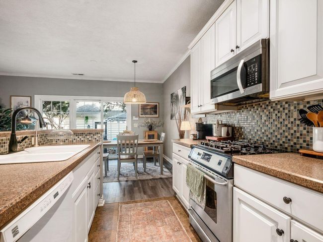 8218 Griswold Dr, House other with 3 bedrooms, 3 bathrooms and null parking in New Albany OH | Image 10