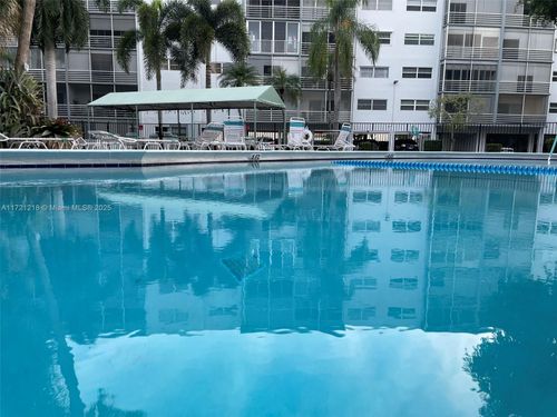 apt-202-1445 Atlantic Shores Blvd, Hallandale Beach, FL, 33009-3748 | Card Image