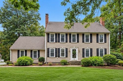 220 Abbott St, North Andover, MA, 01845 | Card Image