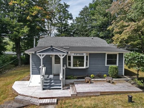 15 Maple Ave, Hardyston, NJ, 07460-1123 | Card Image