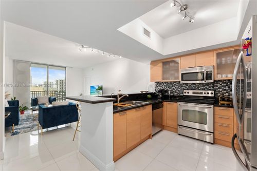 apt-725-140 S Dixie Hwy, Hollywood, FL, 33020-7350 | Card Image