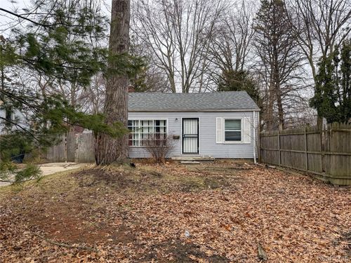 6142 Hereford St, Detroit, MI, 48224-2058 | Card Image