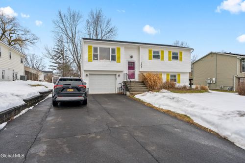 203 Deerfield Ct, Voorheesville, NY, 12186-9599 | Card Image