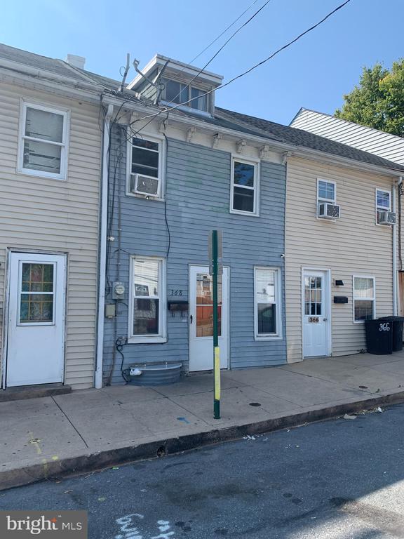 3rd St, Columbia, PA 17512