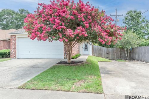 9382 Pecan Tree Dr, Baton Rouge, LA, 70810-0795 | Card Image