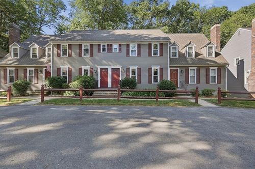 327-327 Wellman Ave, North Chelmsford, MA, 01863-1363 | Card Image