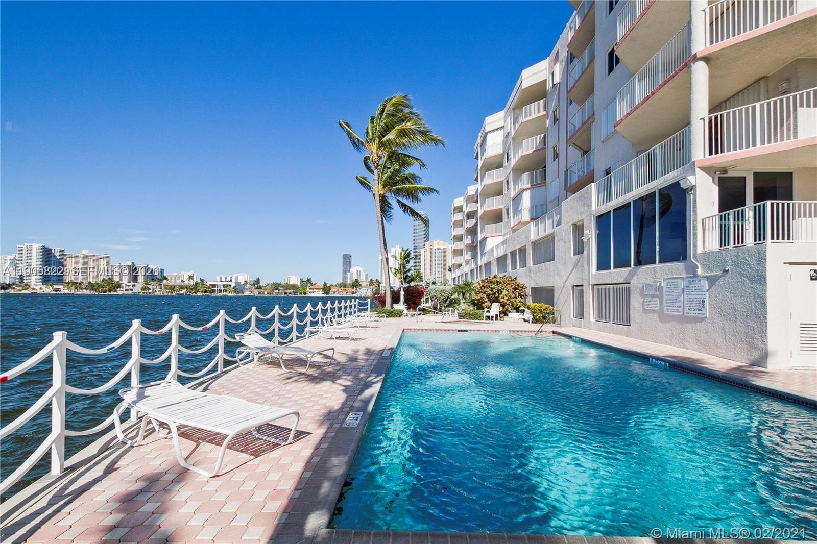 Residential in Sunny Isles Beach 4