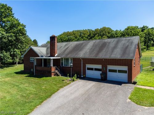 47442 National Rd, Saint Clairsville, OH, 43950-8804 | Card Image