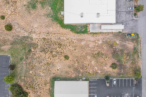 3 Linnie Ct, Edgewood, NM, 87015-9125 | Card Image