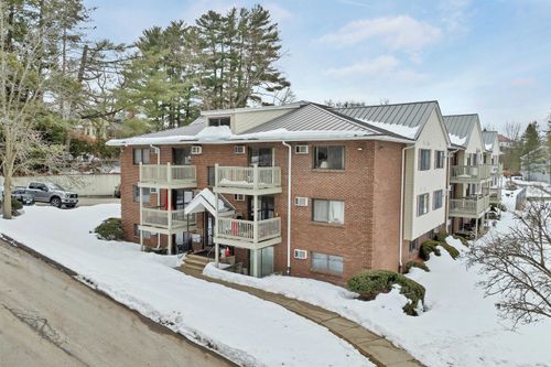 apt-19-31 Andrew St, Manchester, NH, 03104-2407 | Card Image