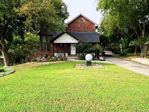 2460 Waterstone Dr, Cedar Hill, TX, 75104-2419 | Card Image