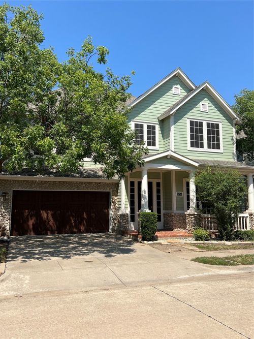 804 Moose Hollow Ln, Euless, TX, 76039-6087 | Card Image