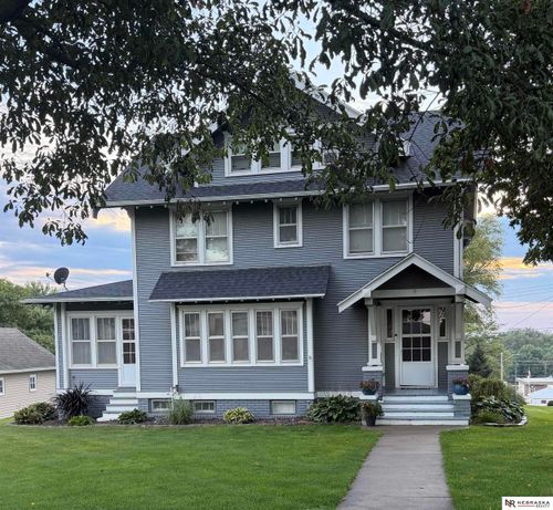 414 N Davis Avenue, Oakland, NE, 68045 | Card Image