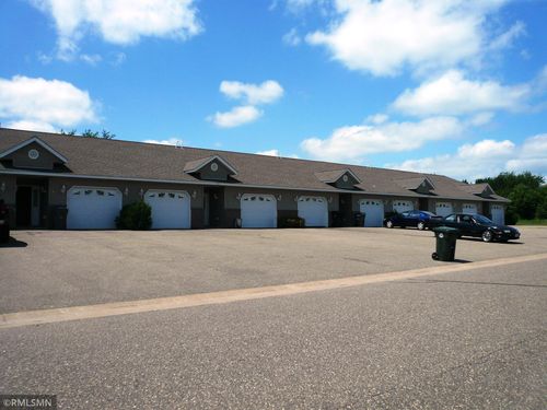 8-1271 Pinewood Trl, New Richmond, WI, 54017-6357 | Card Image