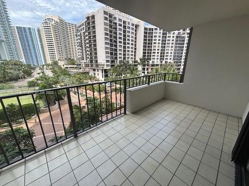 apt-a712-520 Brickell Key Dr, Miami, FL, 33131-2609 | Card Image