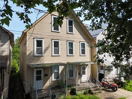 424-422 Highland Ave, Kittanning, PA, 16201-1145 | Card Image