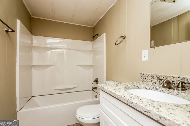 3896 Maggie Ct Se, House other with 3 bedrooms, 2 bathrooms and null parking in Conyers GA | Image 6