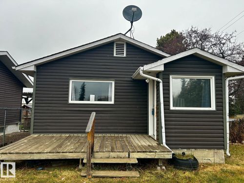 102 1 Ave N, Alder Flats, AB, T0C0A7 | Card Image