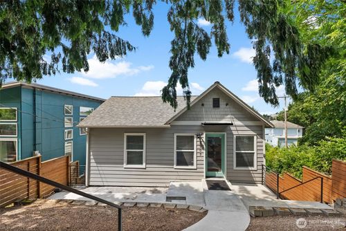 5903 19th Avenue S, Seattle, WA, 98108 | Card Image