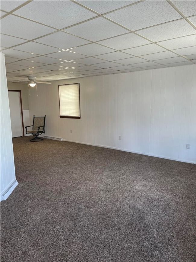 114 4 Th Ave, House other with 3 bedrooms, 2 bathrooms and 1 parking in Butler PA | Image 6