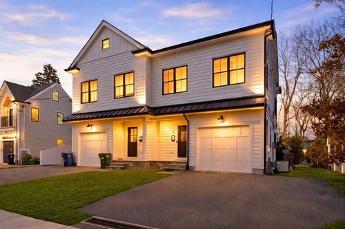 7-7 Sharon Ave, Auburndale, MA, 02466-2516 | Card Image