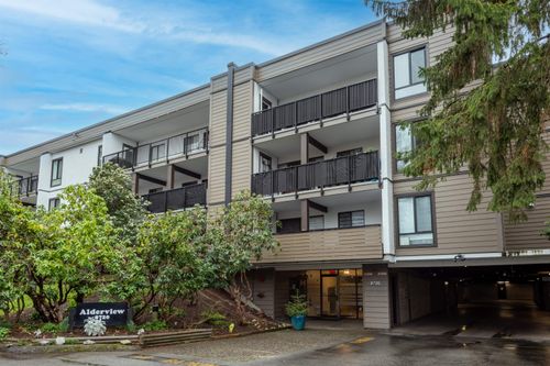 313-8720 No. 1 Rd, Richmond, BC, V7C4L5 | Card Image