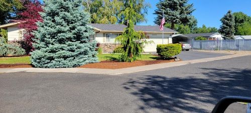 3805 Mazama Dr, Klamath Falls, OR, 97603-7991 | Card Image