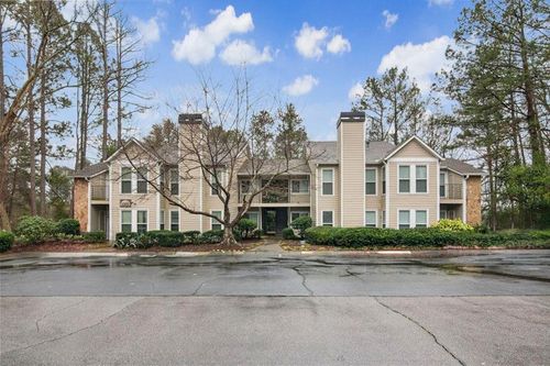 1001 Lake Pointe Cir, Roswell, GA, 30075-4753 | Card Image