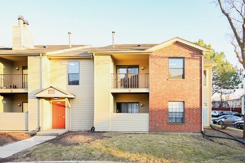apt-202-2028 N Rand Rd, Palatine, IL, 60074-2545 | Card Image